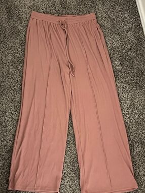 Dusty Pink Ribbed Lounge Pants